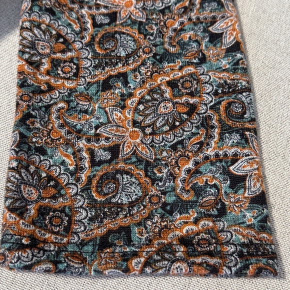 Notations Paisley Cardigan with attached Top and necklace SZPM - Picture 12 of 12